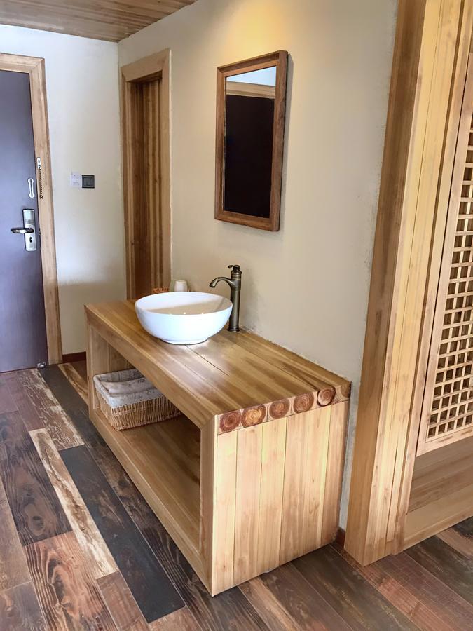 The Lake View Deyishe Resort In Thousand Island Lake Qianwu المظهر الخارجي الصورة